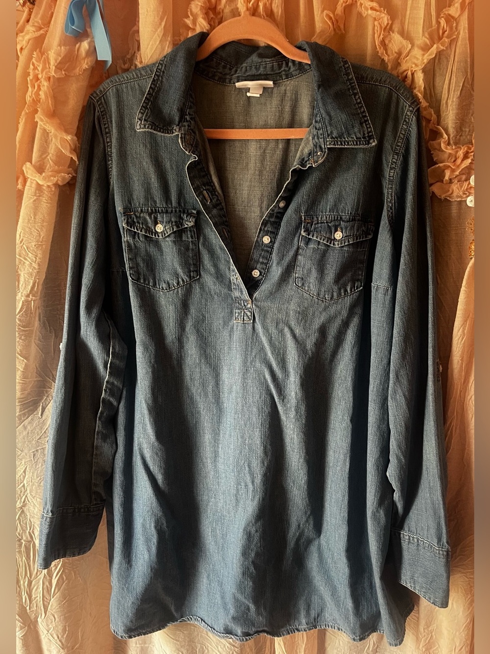 Liz Lange maternity Denim Pullover Shirt